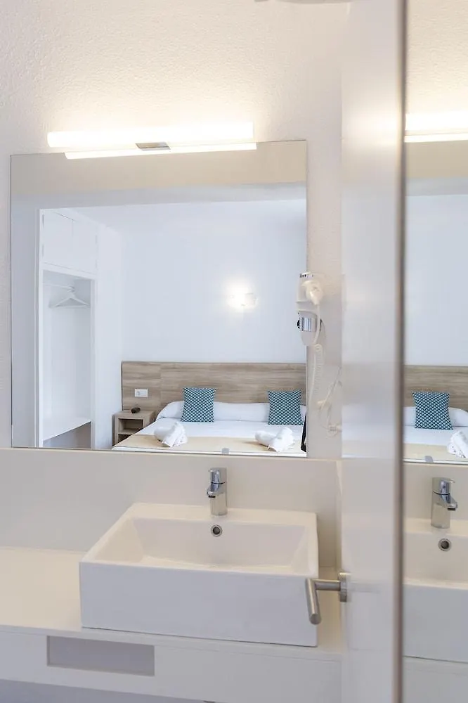 Suncoast Ibiza Hotel - Adults Only - Figueretas 2*,